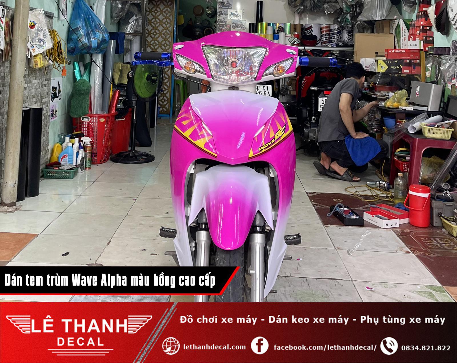 Dán tem trùm xe máy Honda Wave Alpha 110cc màu hồng cute