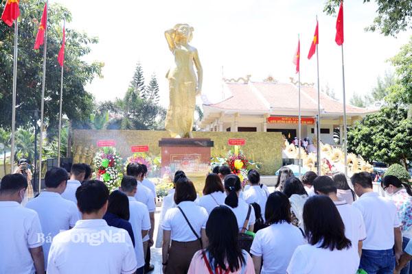 Thăm nữ anh hùng Võ Thị Sáu từ Đất Đỏ đến Côn Đảo