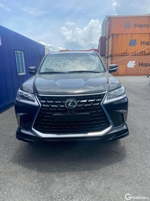 Lexus LX570 04 chỗ Super Sport 2023: giá lăn bánh (06/2024)