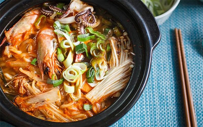 Tổng hợp các món ăn cay dễ làm, hấp dẫn cho ngày trời lạnh không thể bỏ lỡ