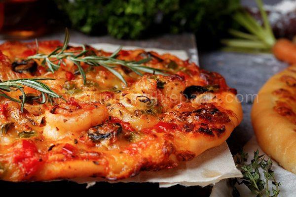 Cách Làm Pizza Hải Sản – Món Ngon Cuối Tuần Cho Cả Gia Đình