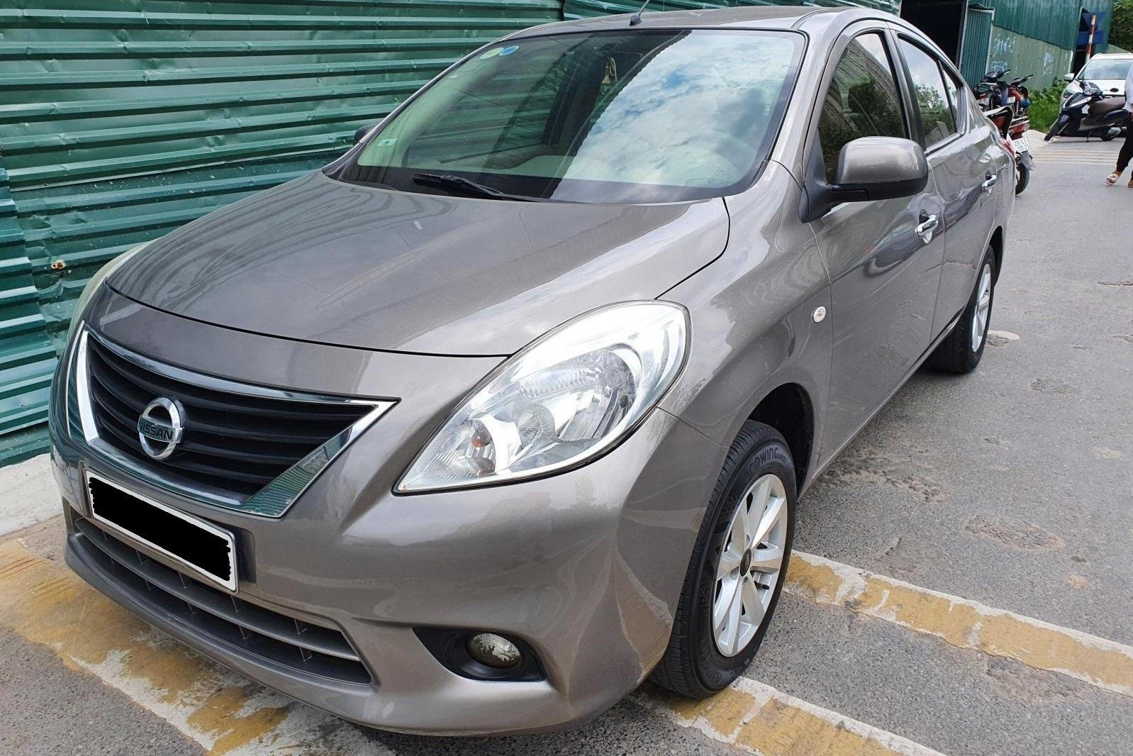 300 triệu đồng có nên mua xe Nissan Sunny cũ?
