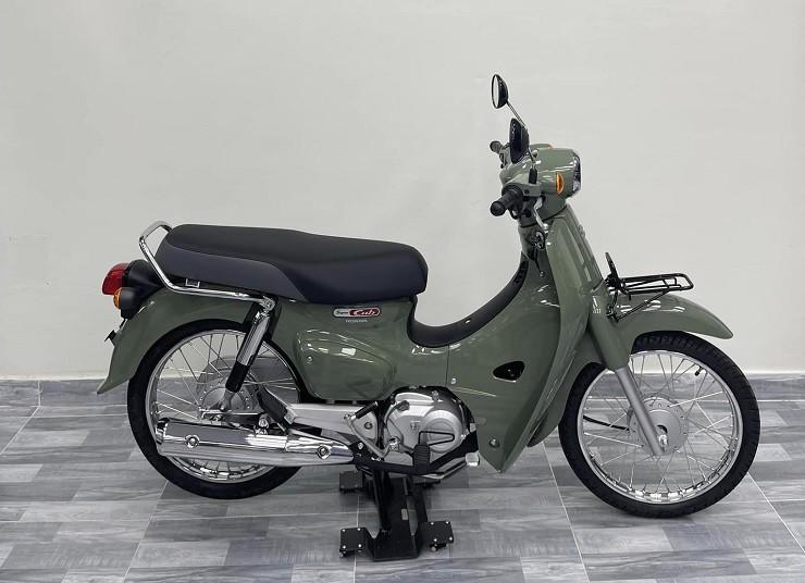 "Soi" Super Cub 110 Thái Lan có giá gần 90 triệu đồng tại Việt Nam