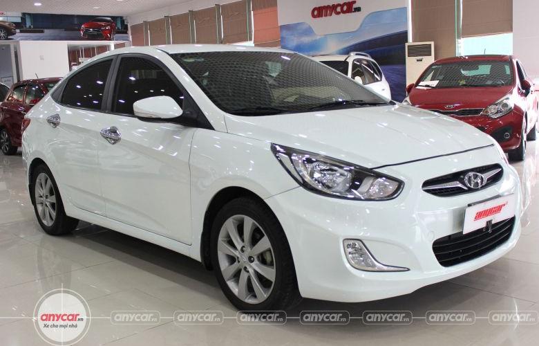 Giá xe Hyundai Accent 2017 cũ tháng 07/2024