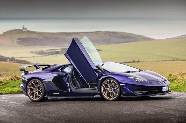 BẢNG GIÁ SIÊU XE LAMBORGHINI 2024 TẠI VIỆT NAM (07/2024)