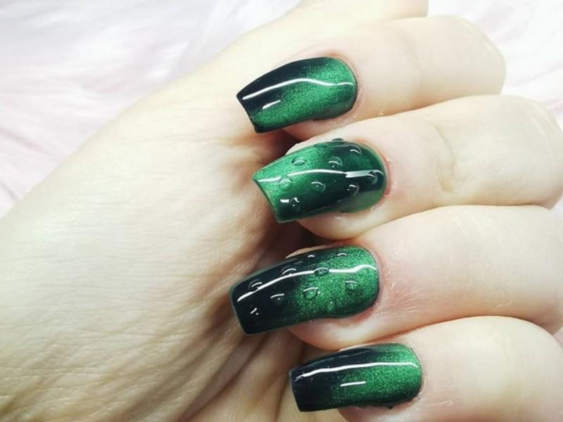 Top 8 nail màu xanh ngọc nhã nhặn và cổ điển đẹp nhất