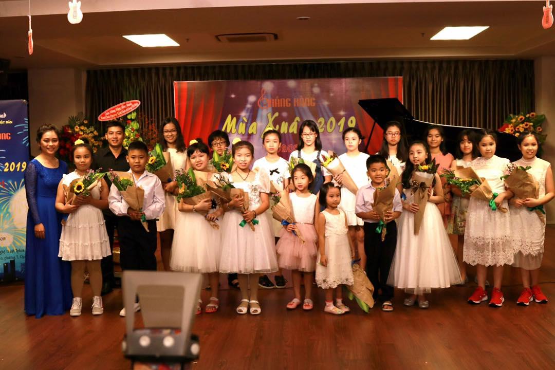 TRƯỜNG NHẠC NẮNG HỒNG CHUYÊN ĐÀO TẠO