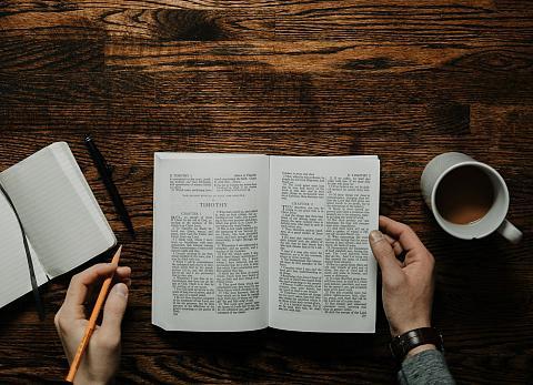 Những người thích nghiên cứu nên học ngành gì?