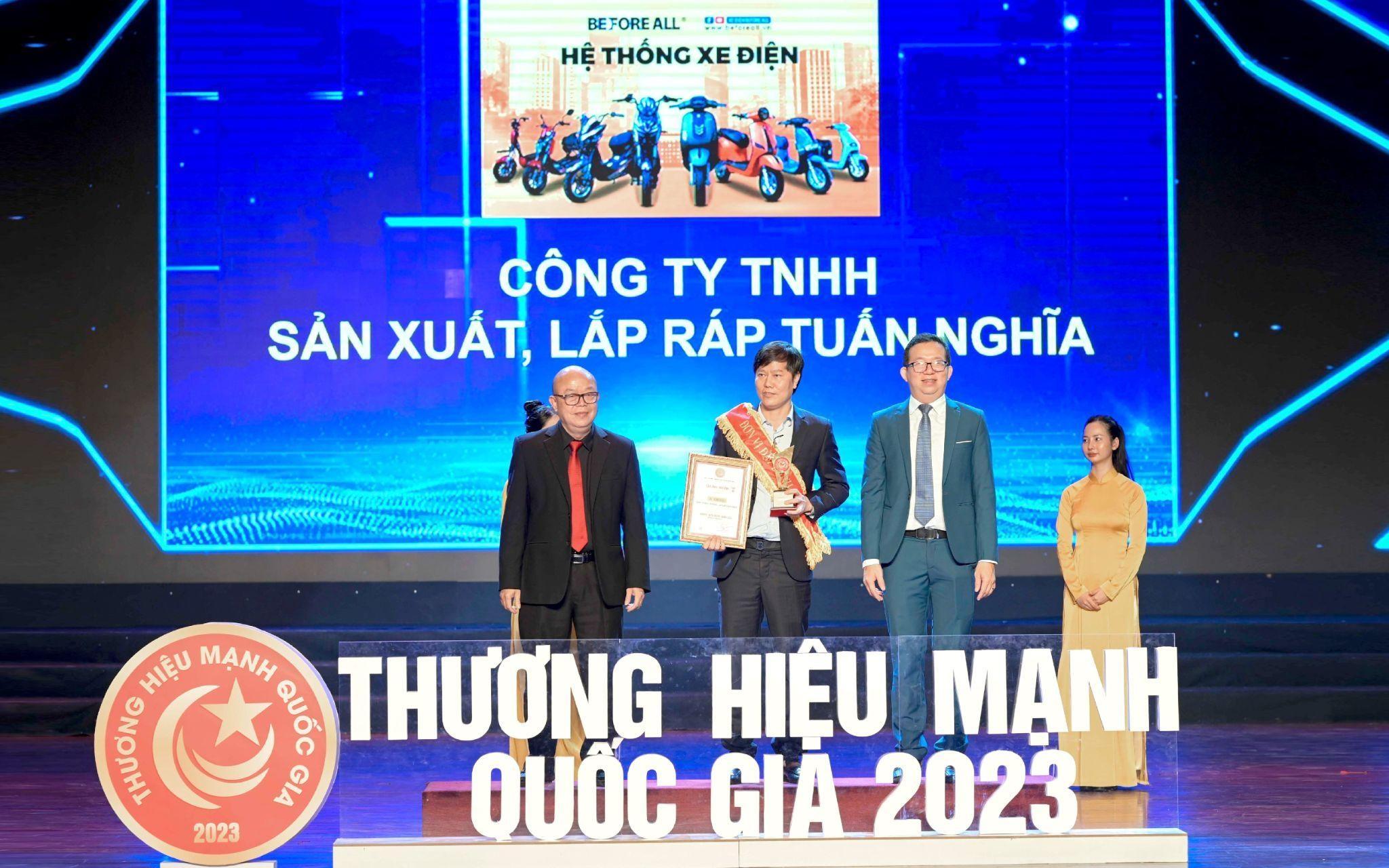 Xe điện Before All nhận giải top 10 Thương hiệu mạnh quốc gia 2023 - 1