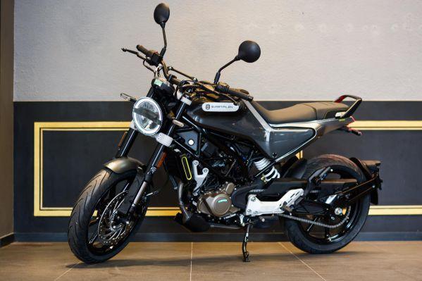 Husqvarna Svartpilen 200 2024