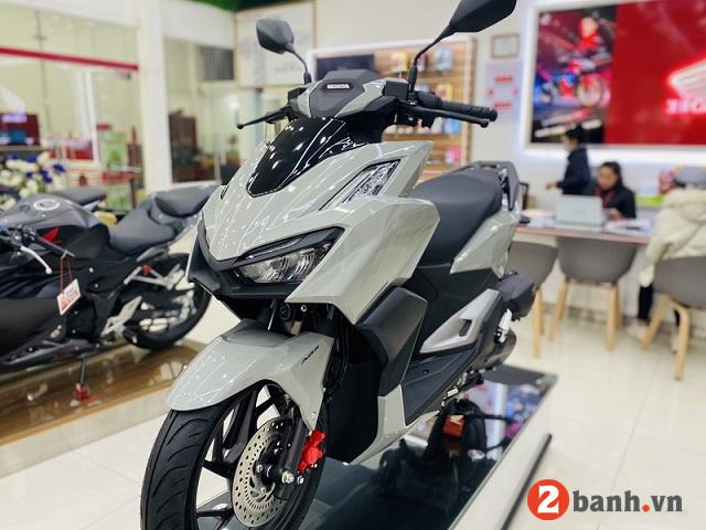 Vario 160 Xám xi măng phiên bản Thể thao giá bao nhiêu?