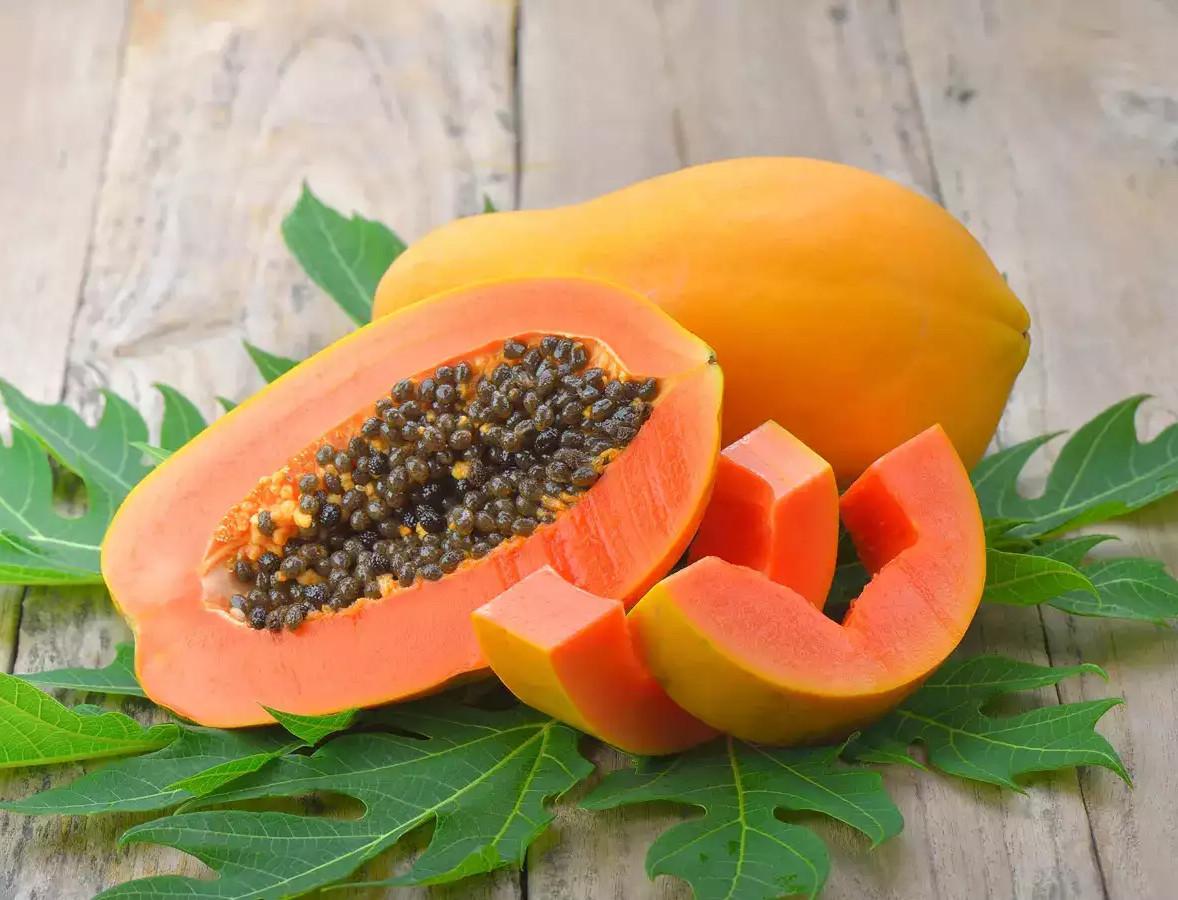 Đu đủ có đặc tính chống ung thư nhưng nhiều người không nên ăn