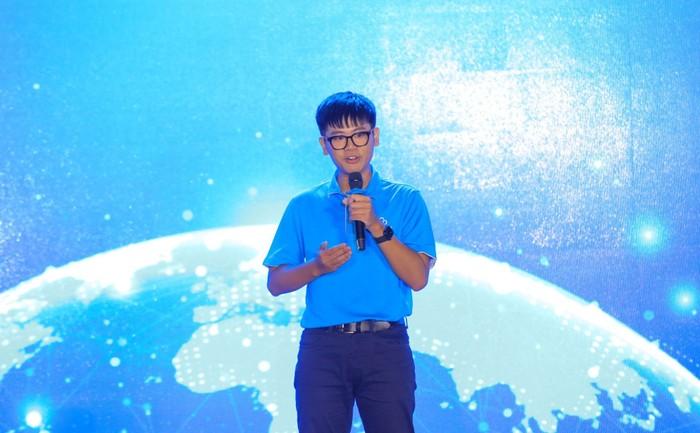 Nam sinh tự học đạt IELTS 7.5, giành học bổng toàn phần “CMC - Vì bạn xứng đáng”