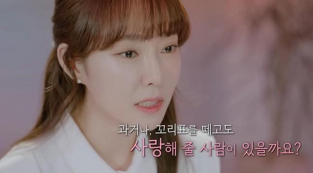 Nữ diễn viên phim 18+ khóc vì khó tìm bạn trai