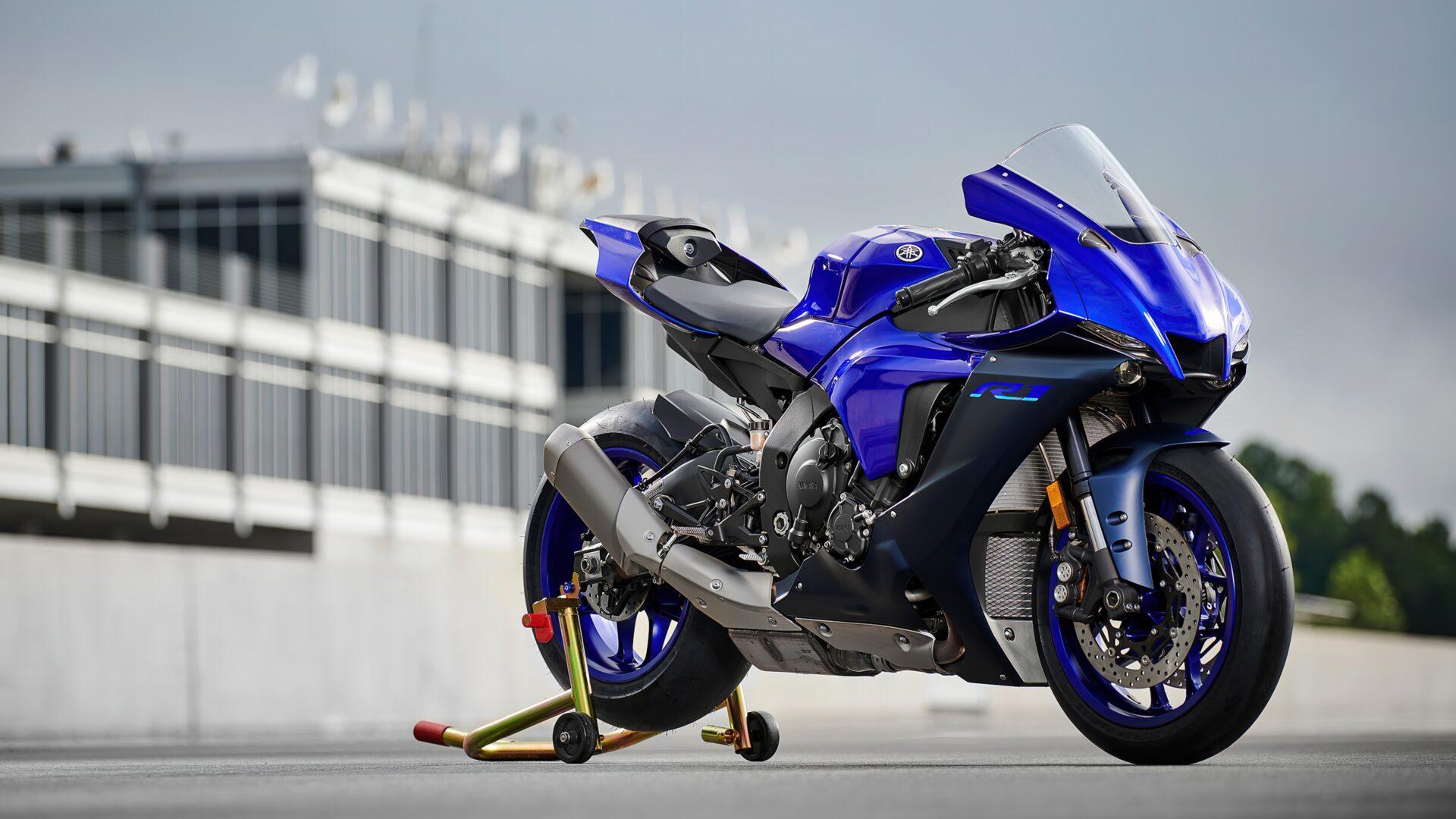 hình yamaha R1