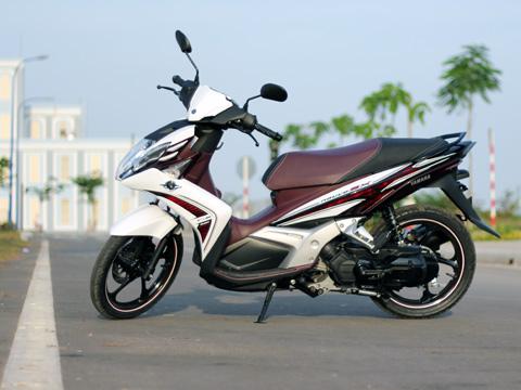 Yamaha Nouvo SX 2012 thay đổi một số thiết kế chi tiết cho phù hợp với thói quen sử dụng của khách hàng trong nước.