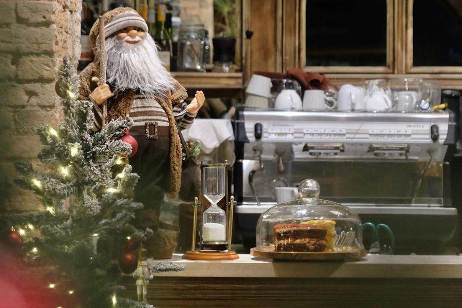 Top 13 Cách Trang Trí Noel Cho Cửa Hàng Thu Hút Khách 2023