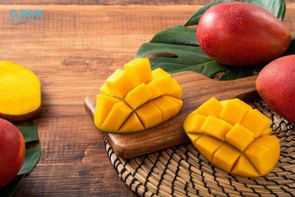 Ăn xoài có gây nóng trong và nổi nhiều mụn không?