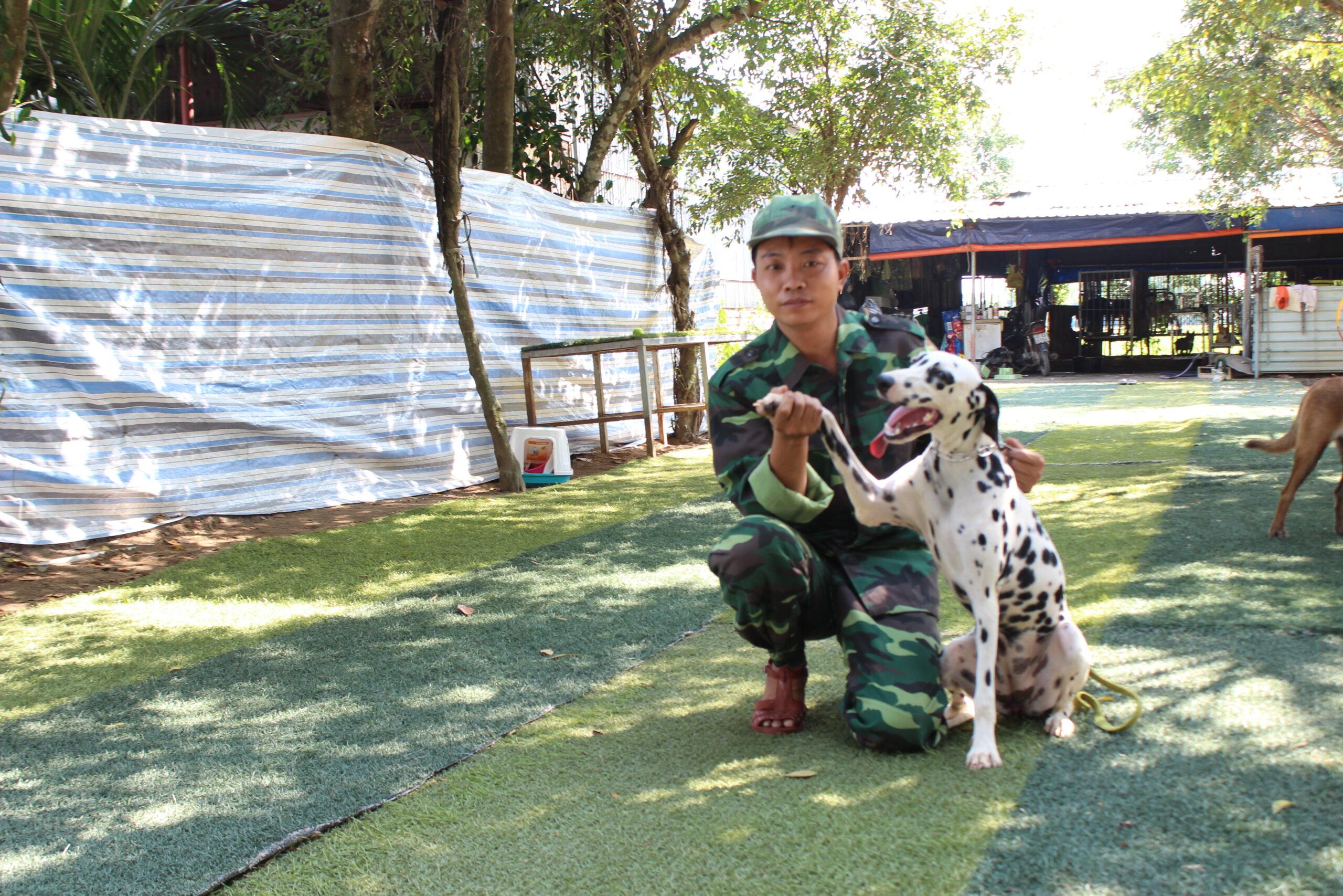 TRƯỜNG HUẤN LUYỆN CHÓ NGHIỆP VỤ 119