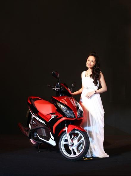 Honda AirBlade 125cc chính thức ra mắt