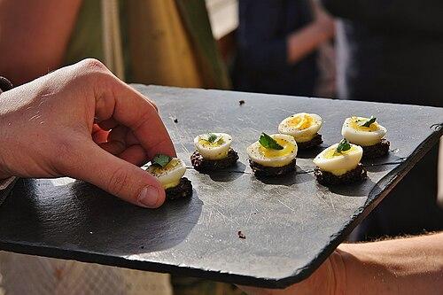 Finger food