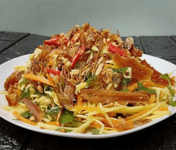 Cách làm gỏi xoài khô cá lóc đậm chất miền Tây không thể cưỡng lại