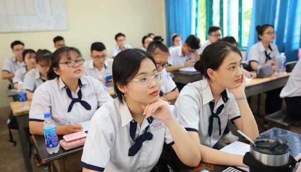 2k7 bao nhiêu tuổi? Tìm hiểu chi tiết