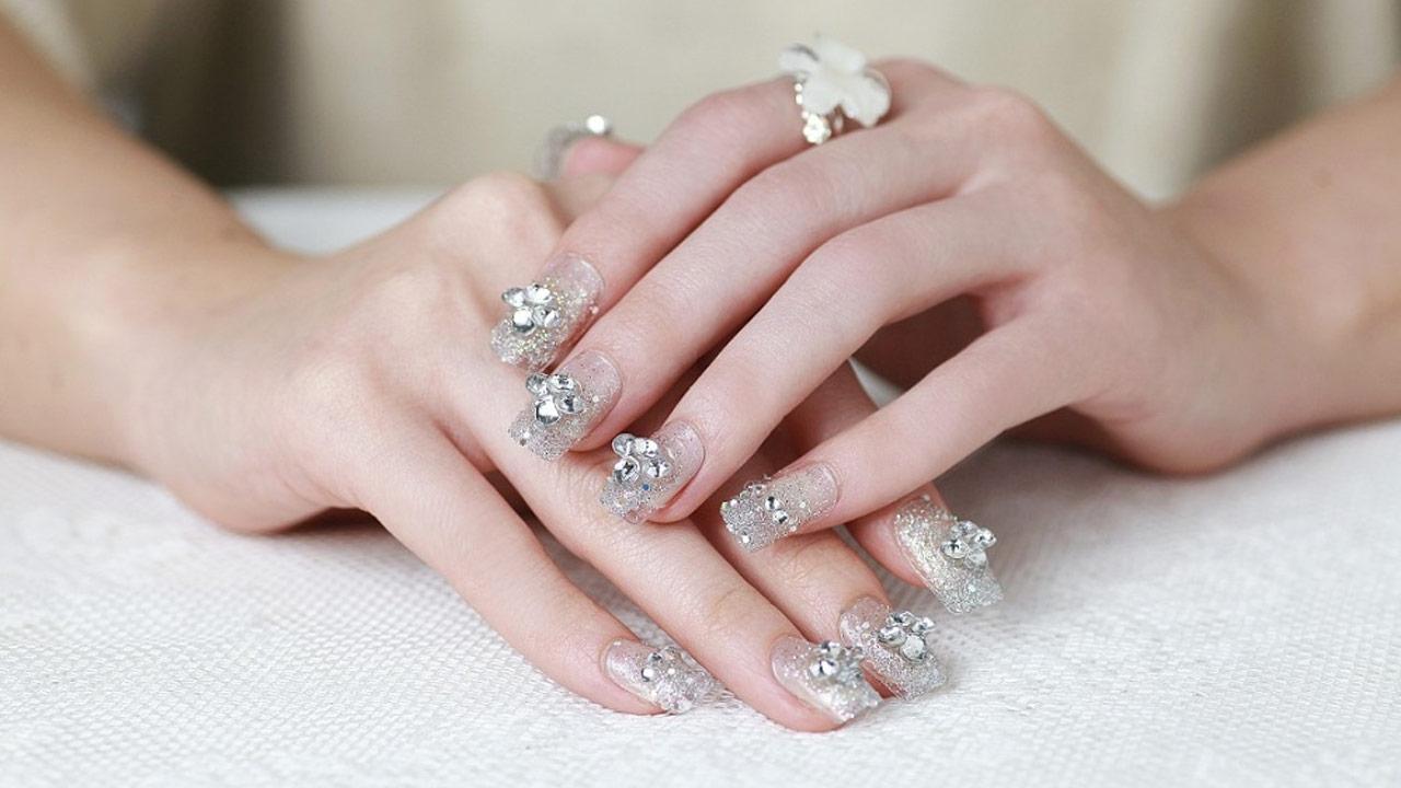 100+ Mẫu nail chụp ảnh cưới đẹp nhất cho cô dâu