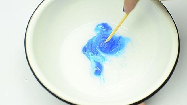 Cách làm slime bằng dầu gội clear