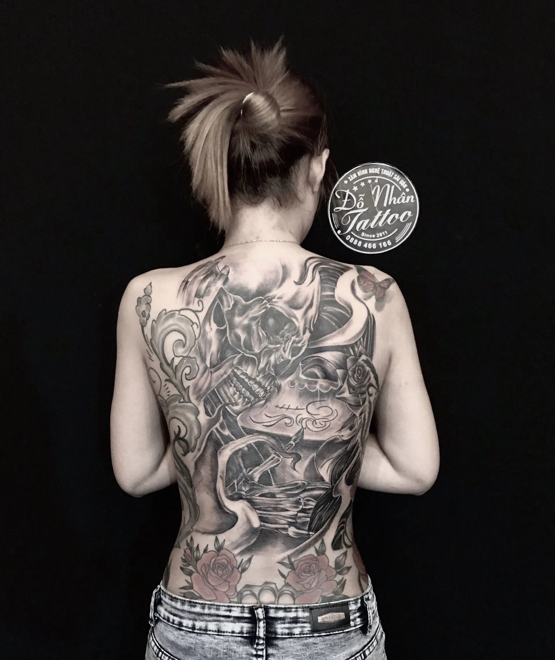 Khám Phá Hình Xăm Bít Lưng Nữ Đẹp Ấn Tượng Nhất