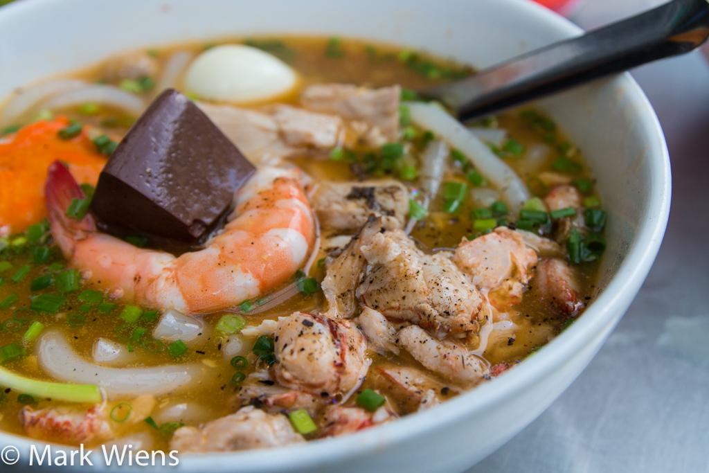Banh Canh Cua – Ultimate Vietnamese Noodles for Slurping