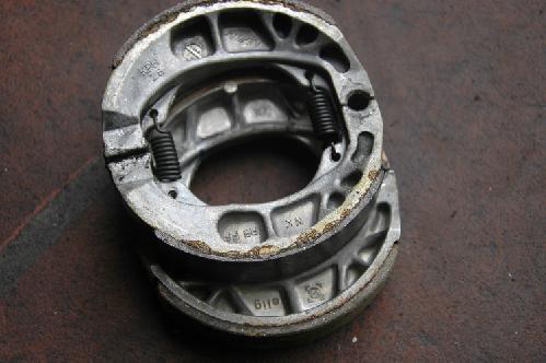 Má Phanh Xe Máy Bị Mòn: Nguyên Nhân, Hậu Quả và Cách Khắc Phục