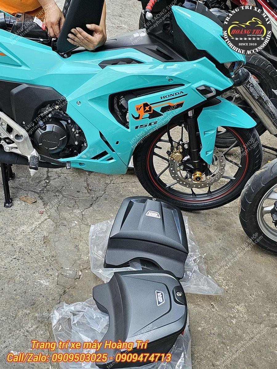 Thùng giữa Givi G12N lắp cho Winner X