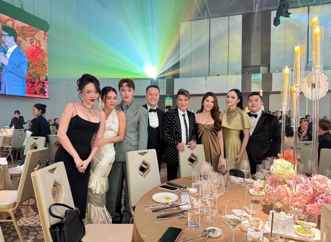 Cẩm Ly hát nhạc miền Tây ở lễ cưới con gái tỷ phú Johnathan Hạnh Nguyễn