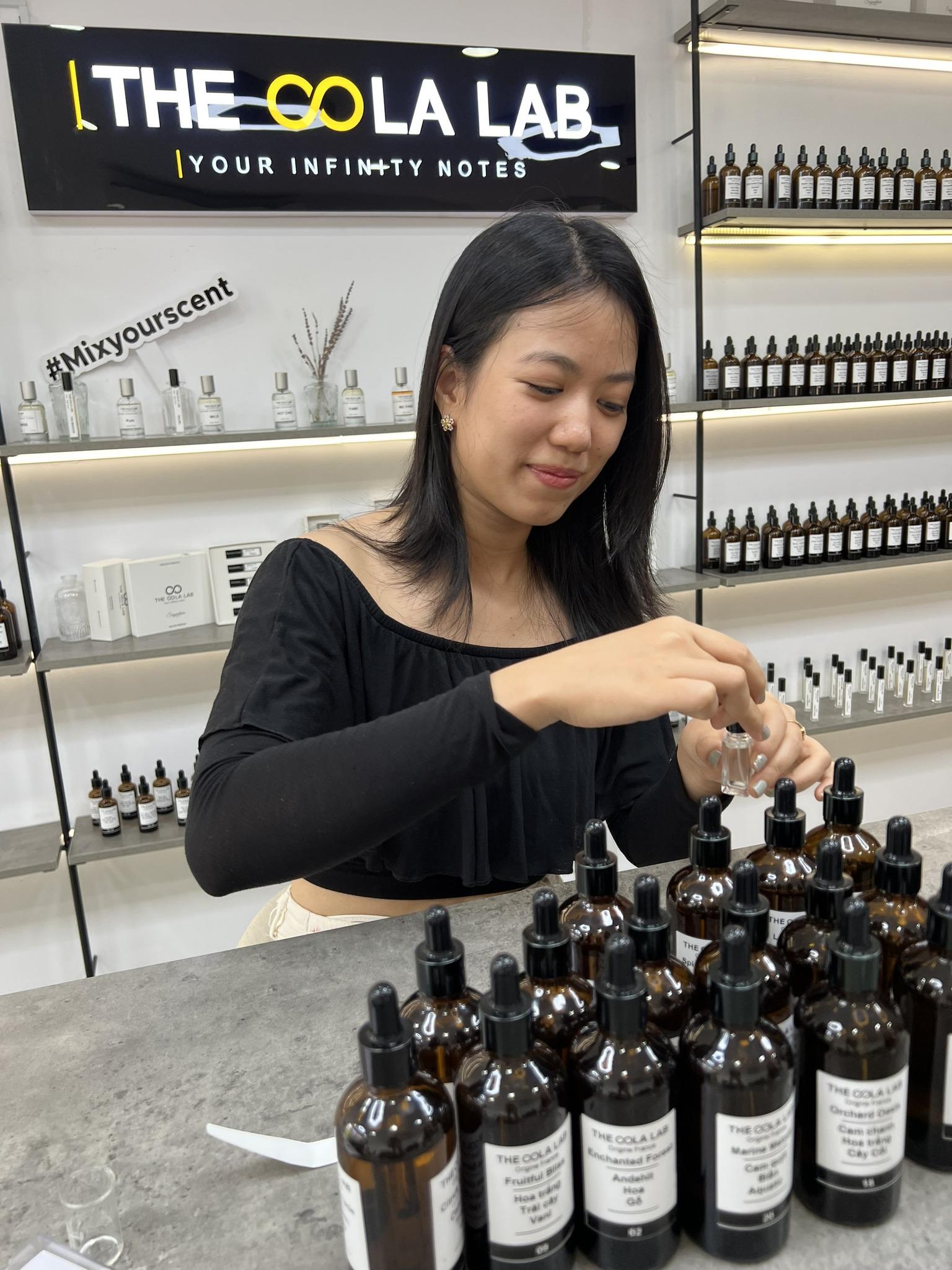 Hướng Dẫn Cách Tự Pha Chế Nước Hoa